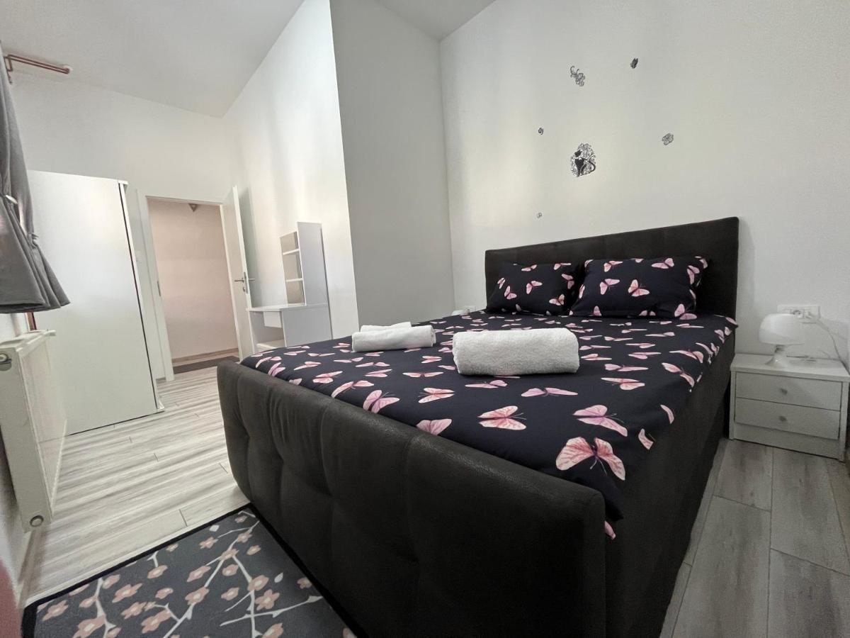 Apartment Tilia Otocac Ngoại thất bức ảnh